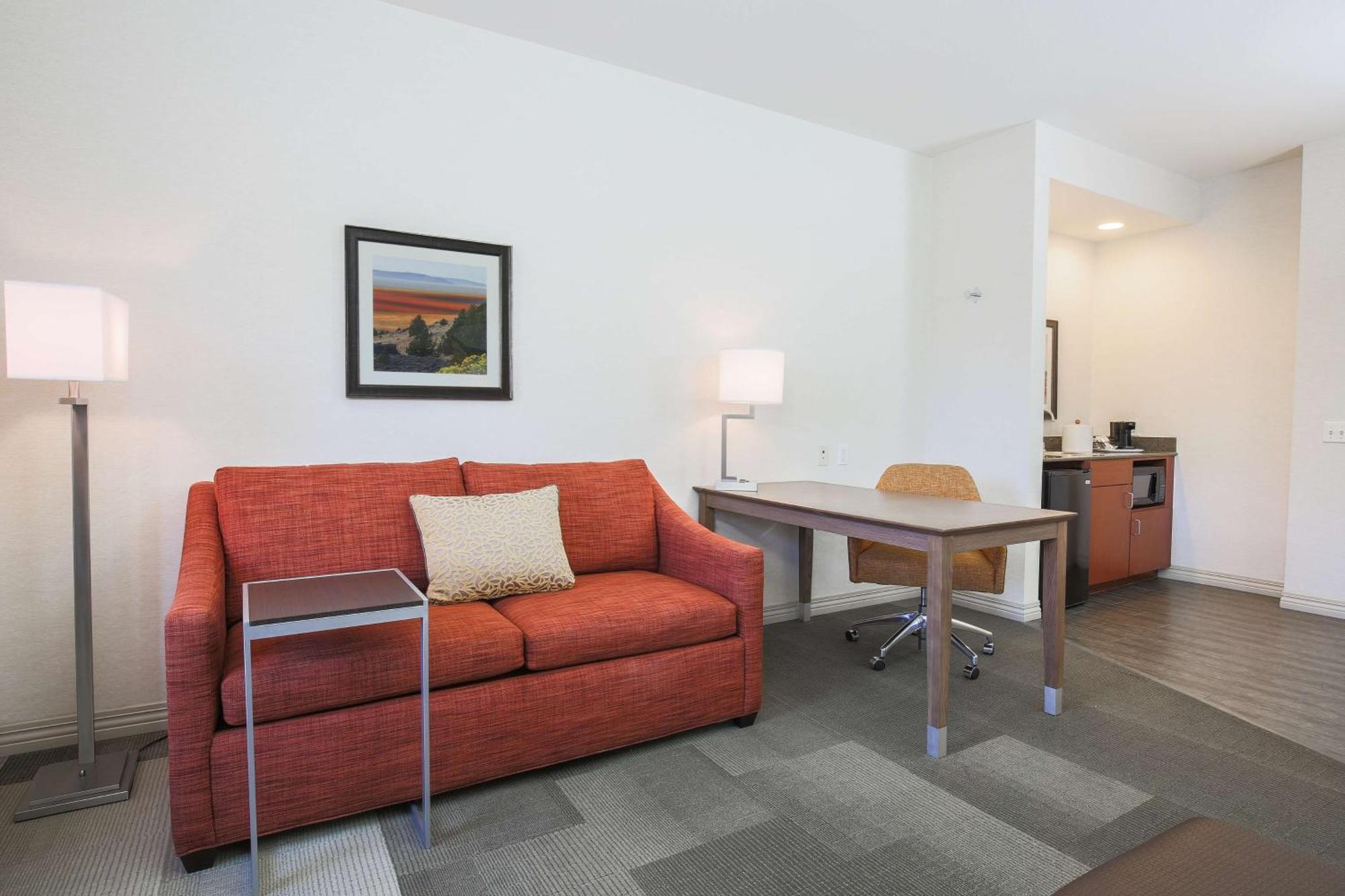 Hampton Inn & Suites Camarillo Bagian luar foto