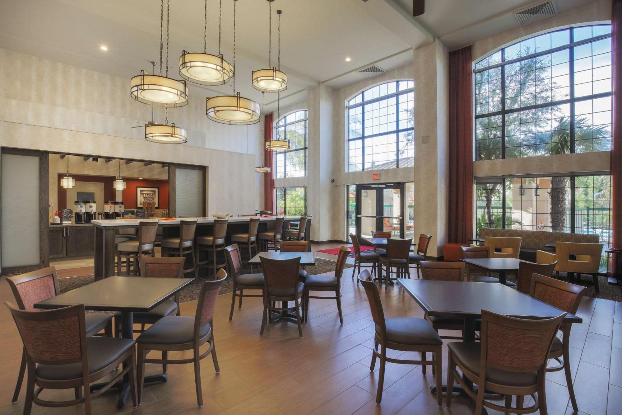 Hampton Inn & Suites Camarillo Bagian luar foto