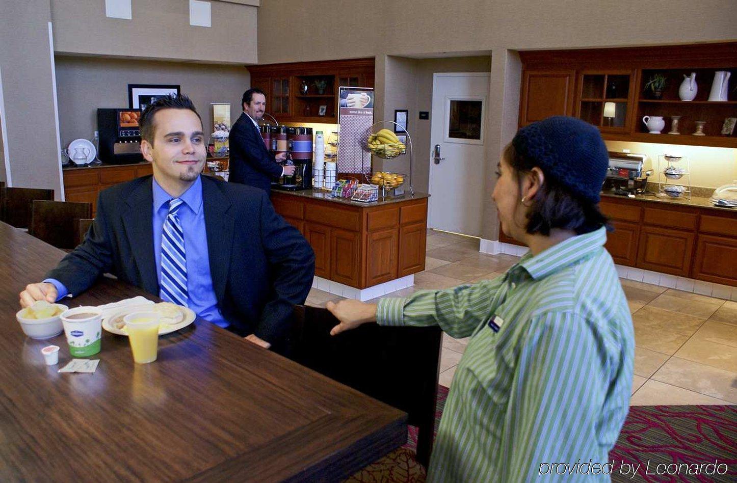 Hampton Inn & Suites Camarillo Restoran foto