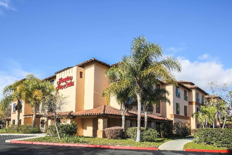 Hampton Inn & Suites Camarillo Bagian luar foto